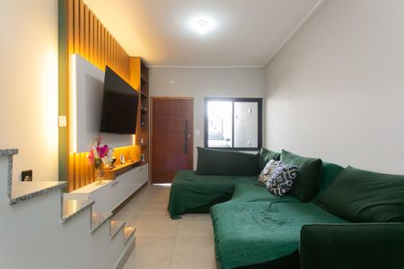 Casa à venda com 117m², 3 quartos e 2 vagasSala