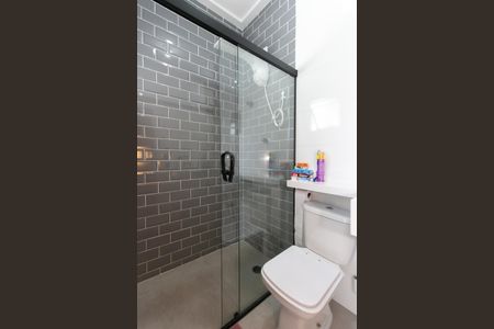 Casa à venda com 117m², 3 quartos e 2 vagasBanheiro da Suíte 