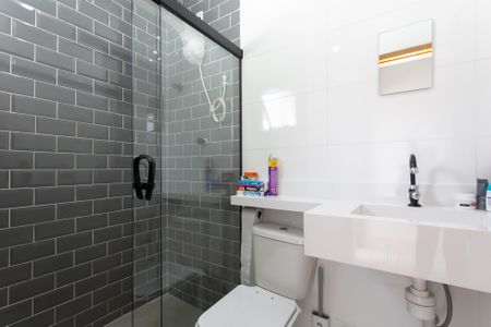 Casa à venda com 117m², 3 quartos e 2 vagasBanheiro da Suíte 