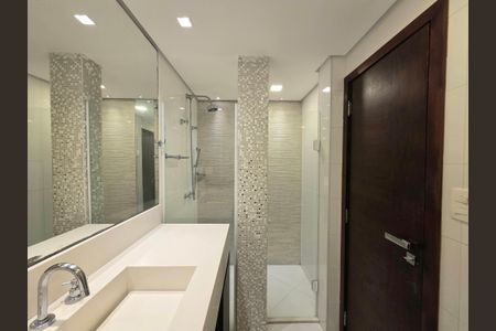 Apartamento para alugar com 121m², 1 quarto e 1 vaga Apartamento para alugar com 121m², 1 quarto e 1 vagaBanheiro da Suíte 1