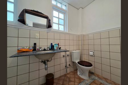 Casa à venda com 120m², 3 quartos e 1 vagaBanheiro 2