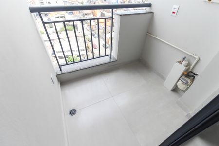 Varanda  de kitnet/studio para alugar com 1 quarto, 30m² em Cidade Antônio Estêvão de Carvalho, São Paulo