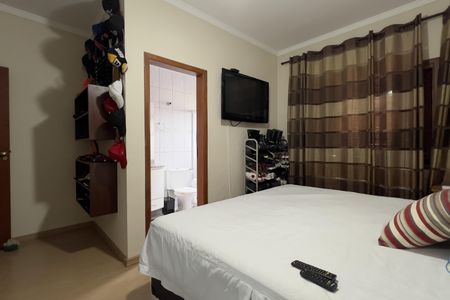 Casa de condomínio à venda com 165m², 2 quartos e sem vaga Casa de condomínio à venda com 165m², 2 quartos e sem vagaSuíte 2