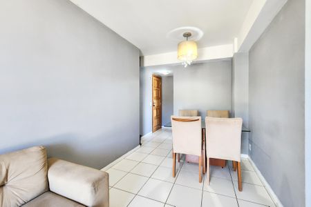 Apartamento à venda com 55m², 2 quartos e 1 vagaSala 