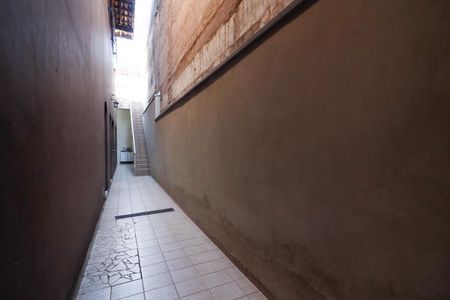 Casa à venda com 165m², 3 quartos e 2 vagasCorredor