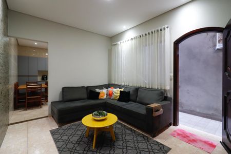 Casa à venda com 3 quartos, 165m² em Engenheiro Goulart, São Paulo