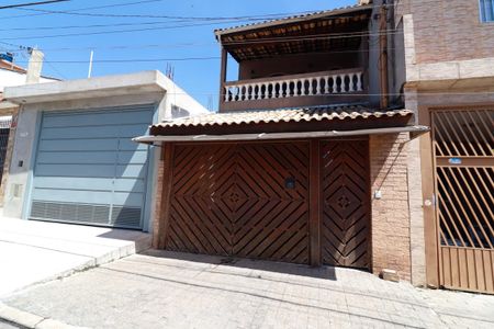 Casa à venda com 165m², 3 quartos e 2 vagasFachada