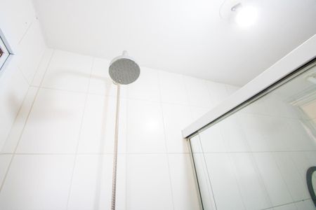 Apartamento à venda com 77m², 3 quartos e 2 vagasBanheiro do quarto 1