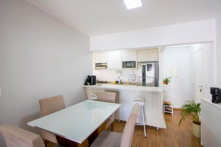 Sala de apartamento à venda com 3 quartos, 77m² em Campestre, Santo André