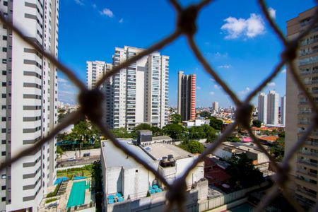 Apartamento à venda com 77m², 3 quartos e 2 vagasVista da varanda