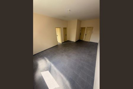 Apartamento à venda com 75m², 2 quartos e sem vagaSala