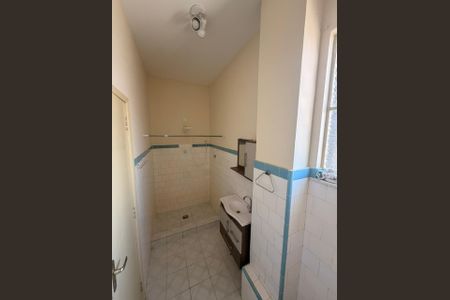 Apartamento à venda com 75m², 2 quartos e sem vagaBanheiro