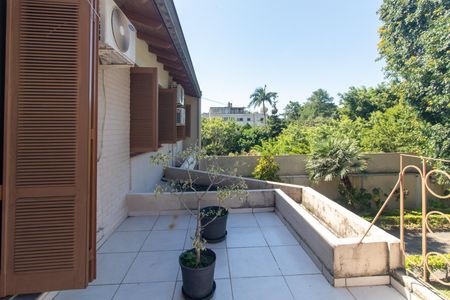 Casa à venda com 265m², 3 quartos e 2 vagasVaranda do Quarto 2