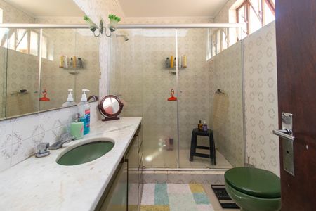 Casa à venda com 265m², 3 quartos e 2 vagasBanheiro da Suíte