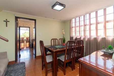 Casa à venda com 265m², 3 quartos e 2 vagasSala de Jantar
