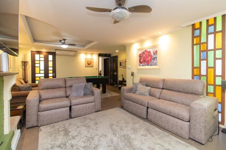 Casa à venda com 265m², 3 quartos e 2 vagasSala