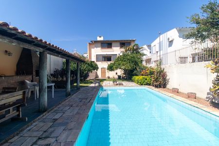 Casa à venda com 265m², 3 quartos e 2 vagasQuintal
