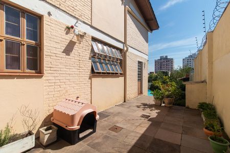 Casa à venda com 265m², 3 quartos e 2 vagasQuintal