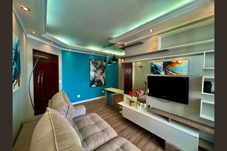 Apartamento à venda com 67m², 2 quartos e 1 vagaSala