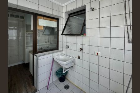 Apartamento à venda com 67m², 2 quartos e 1 vagaÁrea de Serviço