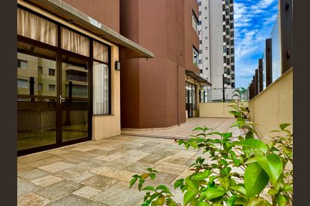 Apartamento à venda com 67m², 2 quartos e 1 vagaÁrea comum