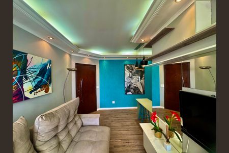 Apartamento à venda com 67m², 2 quartos e 1 vagaSala