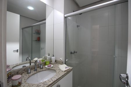 Apartamento à venda com 94m², 3 quartos e 2 vagasBanheiro Social