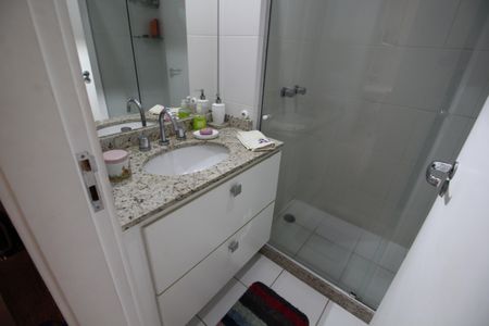 Apartamento à venda com 94m², 3 quartos e 2 vagasBanheiro Social