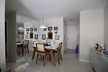 Apartamento à venda com 94m², 3 quartos e 2 vagasSala
