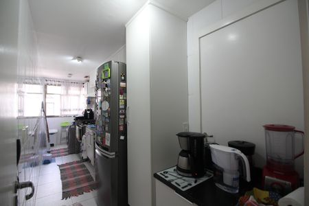 Apartamento à venda com 94m², 3 quartos e 2 vagasCozinha