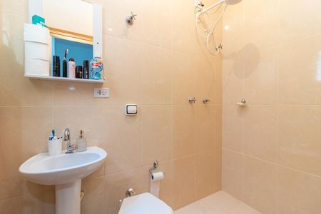 Casa de condomínio à venda com 67m², 2 quartos e 1 vagaBanheiro da Suíte 2