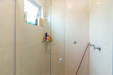 Casa de condomínio à venda com 67m², 2 quartos e 1 vagaBanheiro da Suíte 1