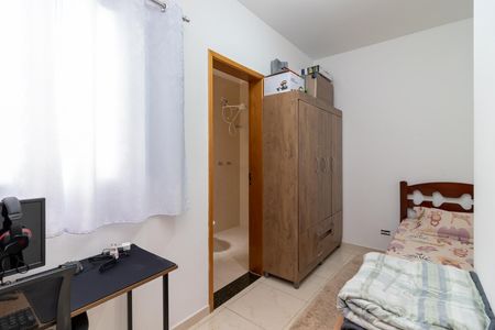 Casa de condomínio à venda com 67m², 2 quartos e 1 vagaSuíte 2