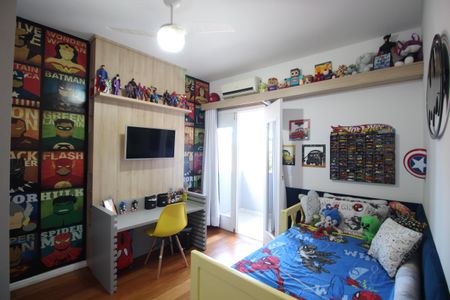 Casa de condomínio à venda com 300m², 4 quartos e 2 vagasQuarto 1