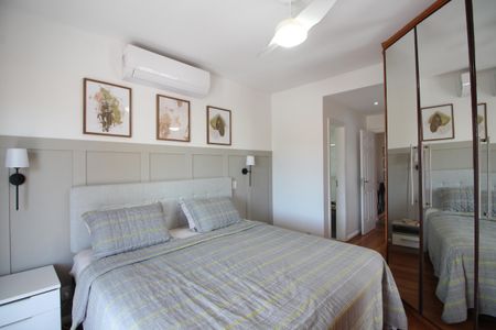 Casa de condomínio à venda com 300m², 4 quartos e 2 vagasQuarto 4