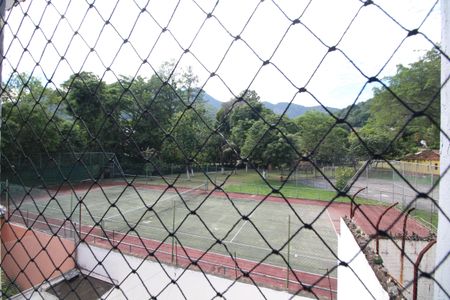 Casa de condomínio à venda com 300m², 4 quartos e 2 vagasQuarto 2 - Vista