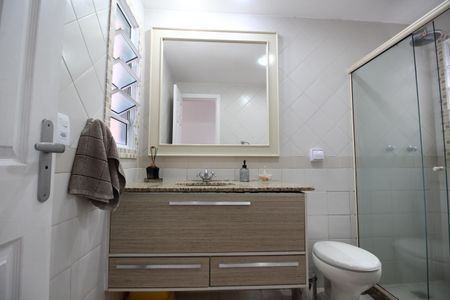 Casa de condomínio à venda com 300m², 4 quartos e 2 vagasQuarto 4 - Suíte