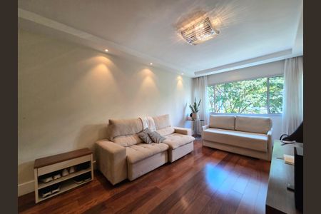 Apartamento à venda com 112m², 3 quartos e 1 vaga Apartamento à venda com 112m², 3 quartos e 1 vagaSala