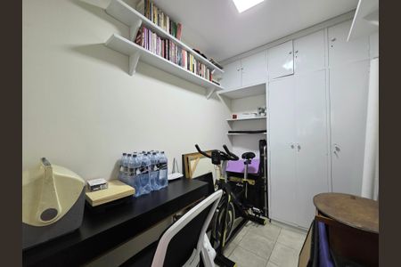 Apartamento à venda com 112m², 3 quartos e 1 vaga Apartamento à venda com 112m², 3 quartos e 1 vagaQuarto de Serviço