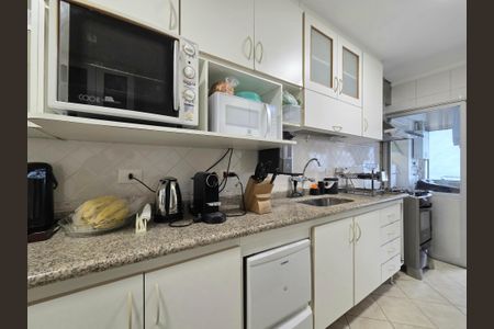 Apartamento à venda com 112m², 3 quartos e 1 vaga Apartamento à venda com 112m², 3 quartos e 1 vagaCozinha