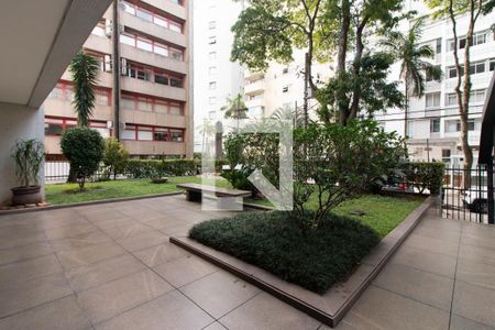 Apartamento à venda com 112m², 3 quartos e 1 vaga Apartamento à venda com 112m², 3 quartos e 1 vagaEntrada