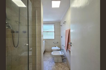 Apartamento à venda com 112m², 3 quartos e 1 vaga Apartamento à venda com 112m², 3 quartos e 1 vagaBanheiro da Suíte