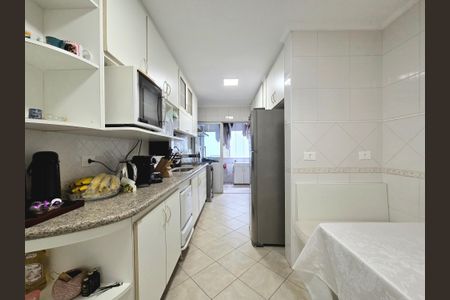 Apartamento à venda com 112m², 3 quartos e 1 vaga Apartamento à venda com 112m², 3 quartos e 1 vagaCozinha