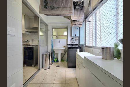Apartamento à venda com 112m², 3 quartos e 1 vaga Apartamento à venda com 112m², 3 quartos e 1 vagaÁrea de Serviço