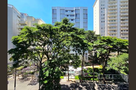 Apartamento à venda com 112m², 3 quartos e 1 vaga Apartamento à venda com 112m², 3 quartos e 1 vagaVista