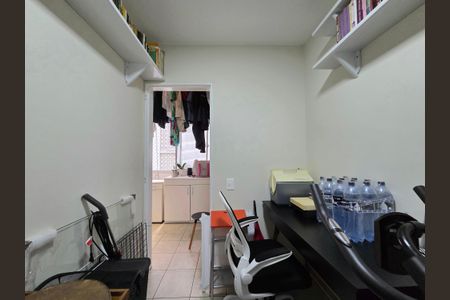 Apartamento à venda com 112m², 3 quartos e 1 vaga Apartamento à venda com 112m², 3 quartos e 1 vagaQuarto de Serviço