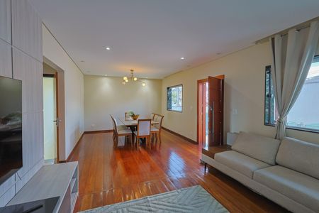 Casa à venda com 3 quartos, 371m² em Alto Caiçaras, Belo Horizonte