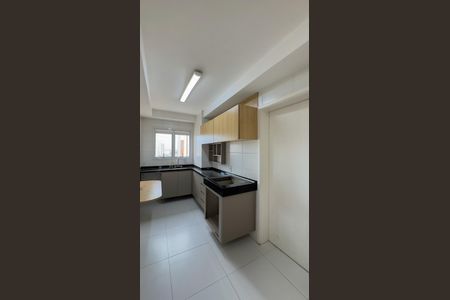 Apartamento para alugar com 109m², 3 quartos e sem vaga Apartamento para alugar com 109m², 3 quartos e sem vagaCozinha e Área de Serviço