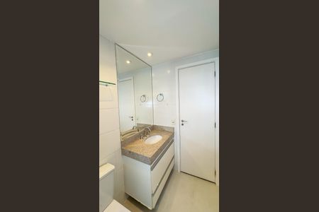 Apartamento para alugar com 109m², 3 quartos e sem vaga Apartamento para alugar com 109m², 3 quartos e sem vagaBanheiro