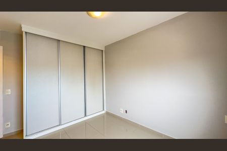 Apartamento para alugar com 109m², 3 quartos e sem vaga Apartamento para alugar com 109m², 3 quartos e sem vagaQuarto Suíte